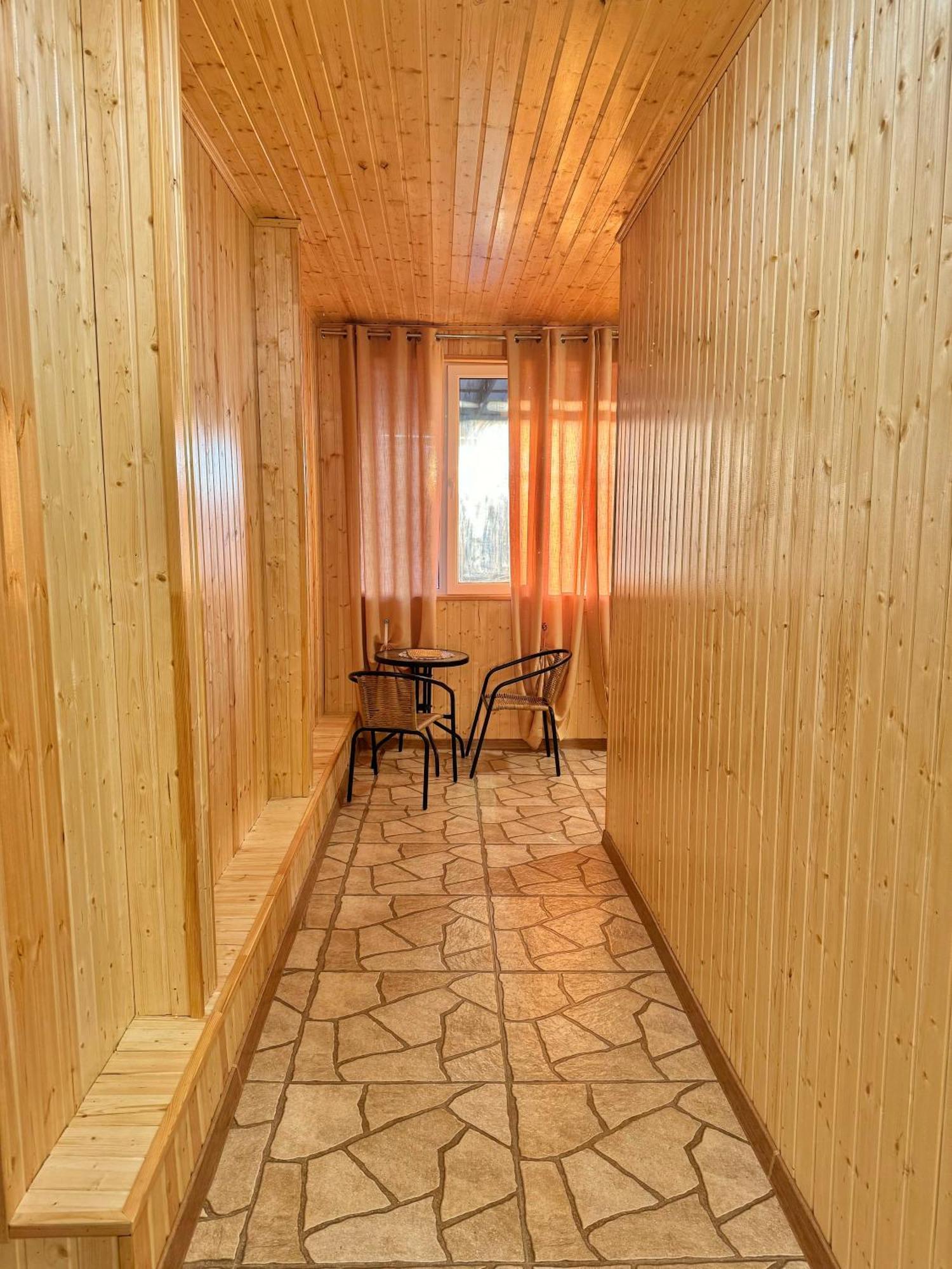 Guest House Amo Kutaisi Exterior photo